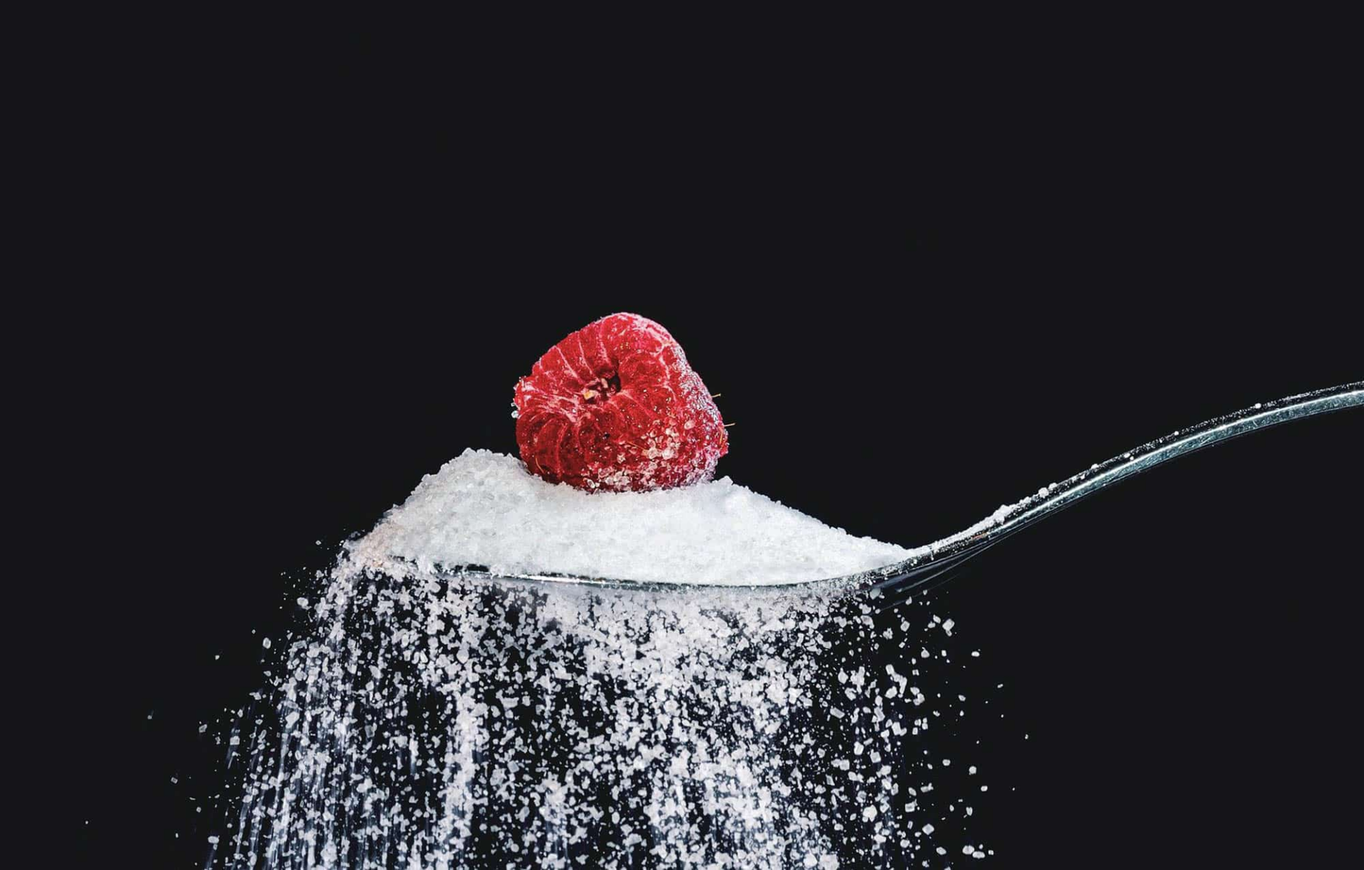 Cukr se v potravinách schovává za různými názvy. Jak ho objevit?